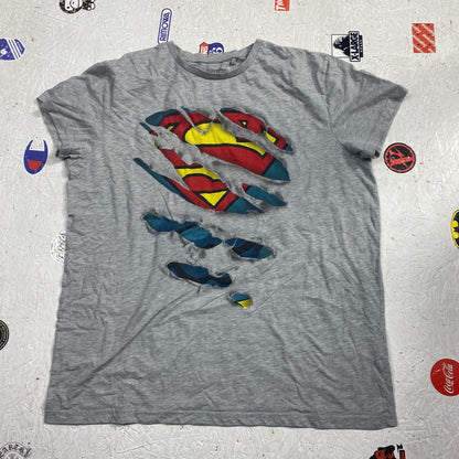 Vintage Superman Graphic T-Shirt