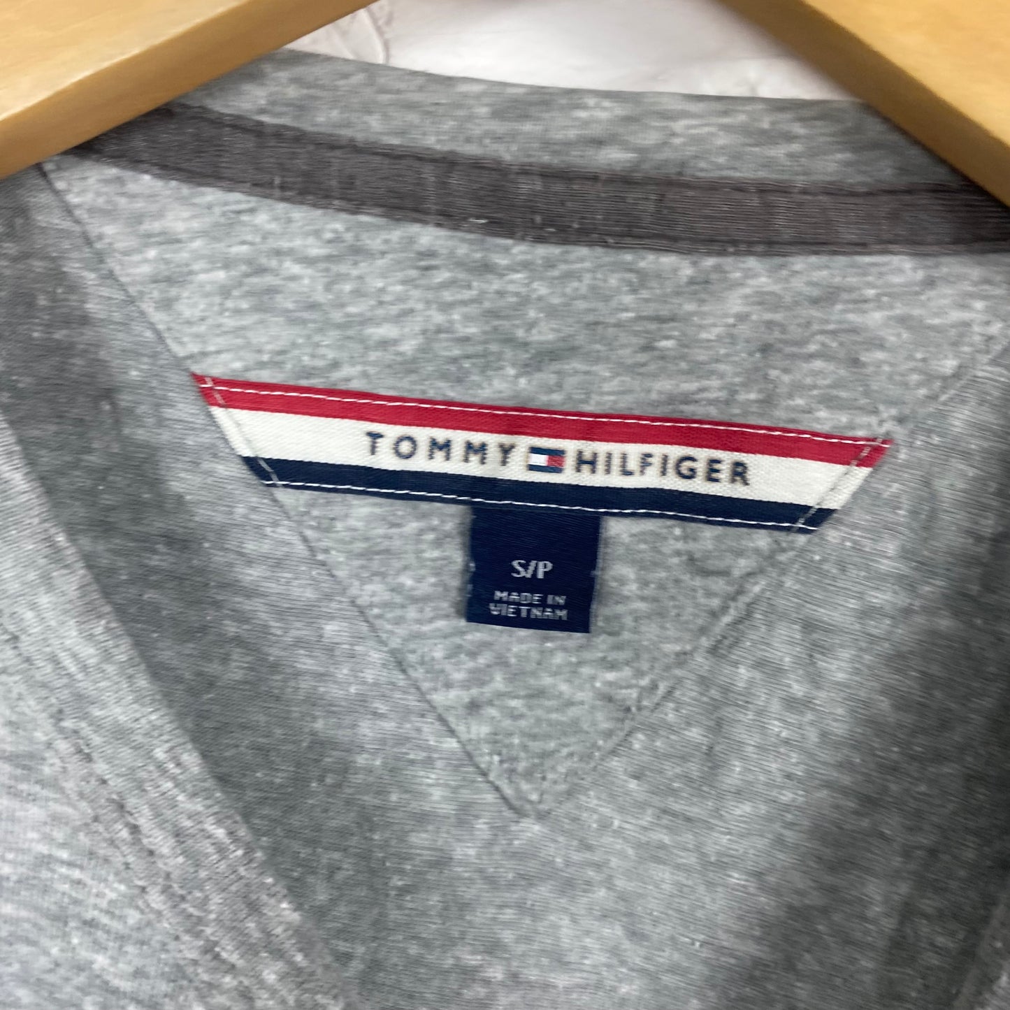 Vintage Tommy Hilfiger T-shirt